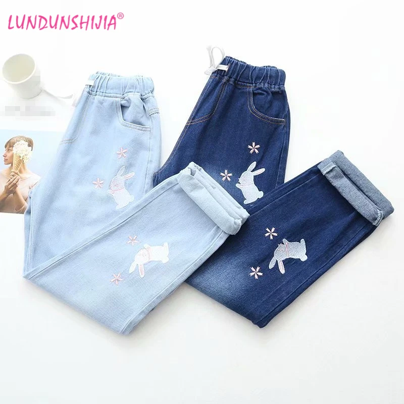 

LUNDUNSHIJIA 2019 Spring Autumn Cute Rabbit Embroidery Pants For Women Casual Mid Waist Drawstring Blue Denim Trousers Jeans