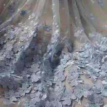 1 ярд светло-голубая вышитая кружевная ткань с 3D цветами, синяя Тюлевая сетчатая кружевная ткань для платья от кутюр с богатым цветочным рисунком