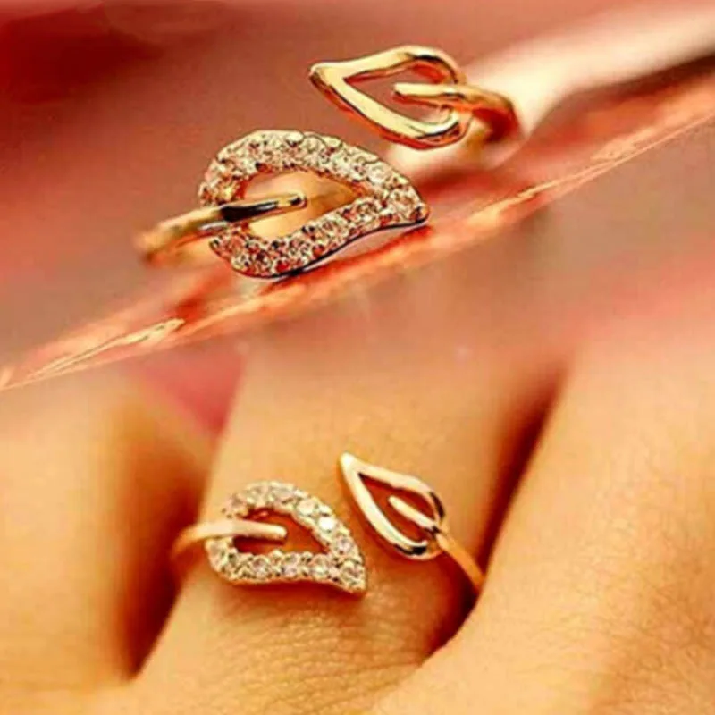 

Personality Party Direction Glossy Engagement Gift Shining Elements Rings For Lovers Women Hot Open Ring 2018 Wholesale