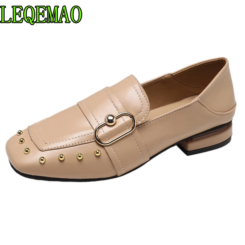 

2019 Flat Shoes Woman Loafers Women Boat Shoes Party Wedding Dress Soft Bottom Square Toe Metal Decoration Design Style