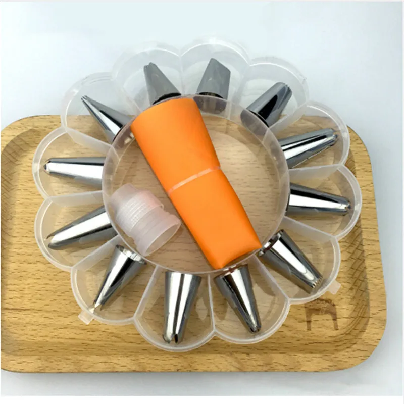 

14Pcs/Set Nozzle Set with Collecting Storage Icing Piping Cream Pastry Bag Nozzle Set DIY Cake Decorating Set Stainless Steel
