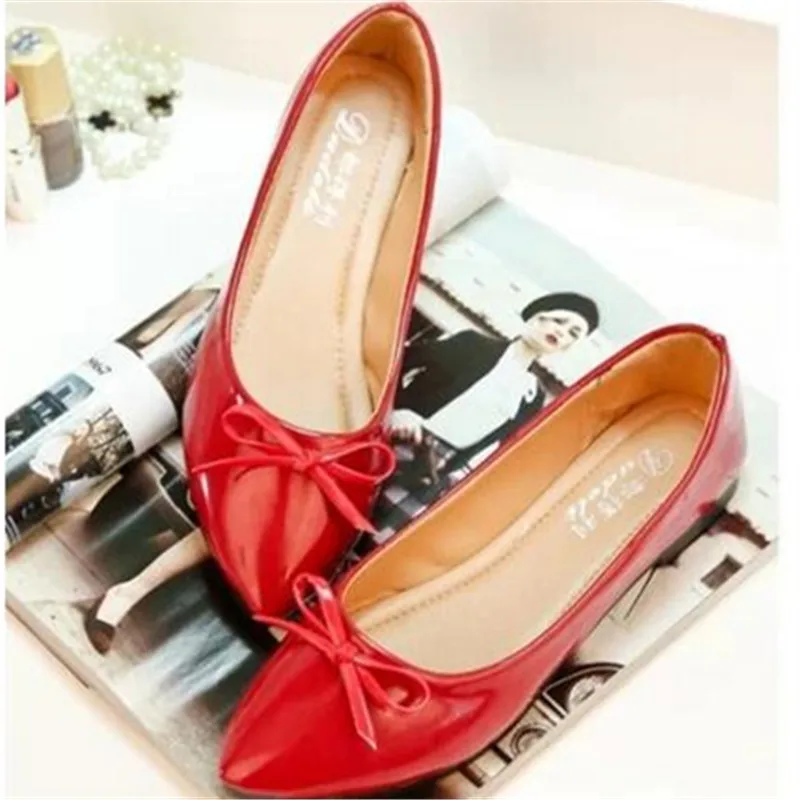 Обувь женщина 2017 новый классический ретро указала мелкая рот плоские туфли