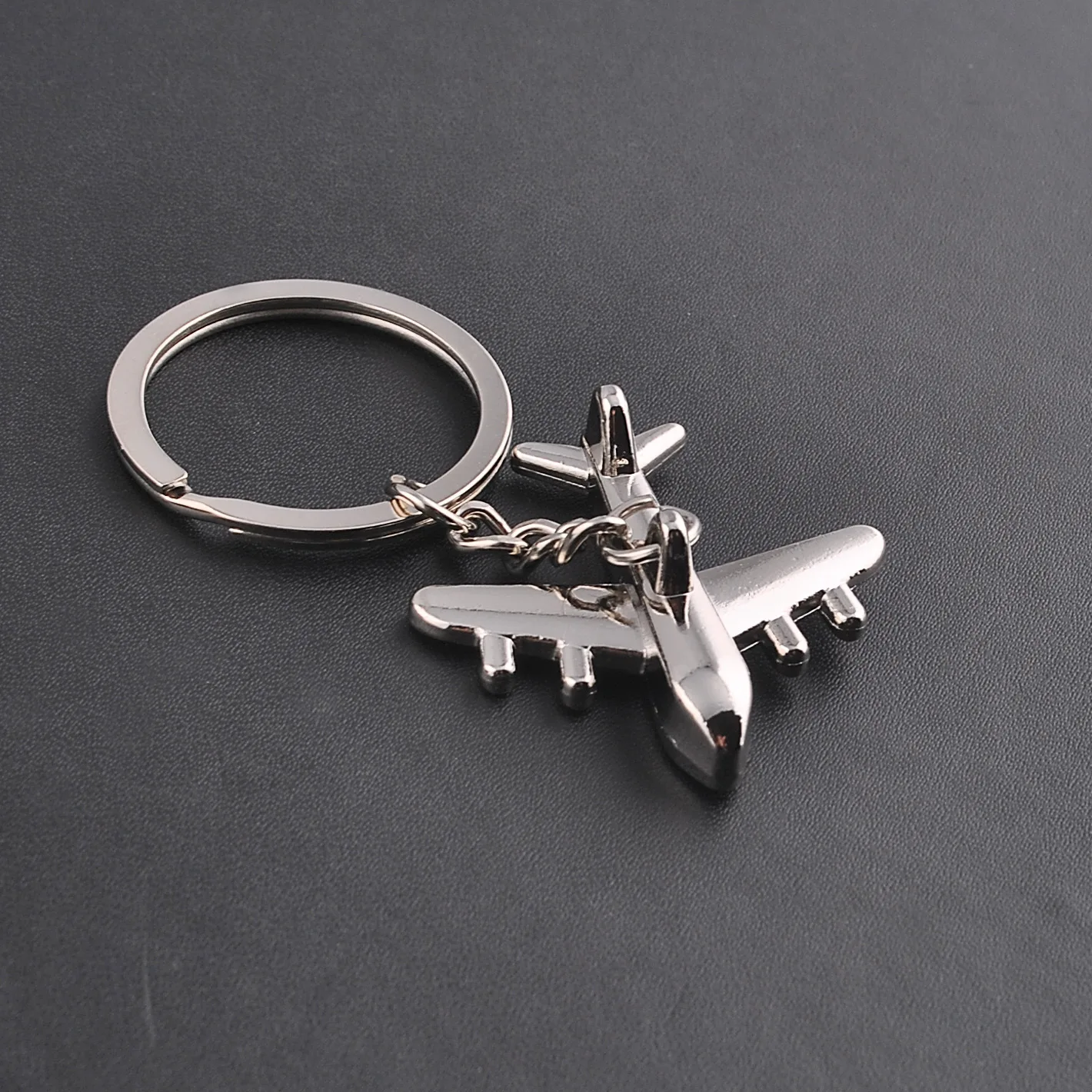 Metal airplane keychain model pendant gift new 042 