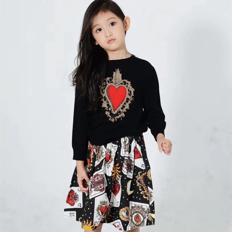 

2018 NEW Autumn Spring Kids Heart-shaped Pattern Black Sweater Thermal Clothing for Girl Kids Clothing Black Knit Sweater