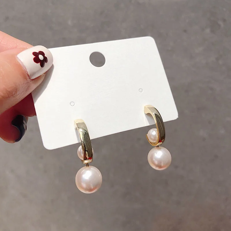 

2019 new Korean temperament long pearl earrings student temperament small fresh earrings