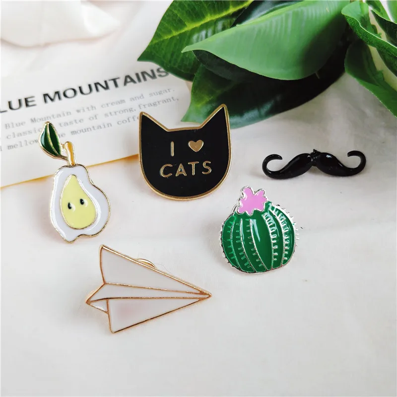 

Cartoon Paper Plane Black Cat Heart Sunglasses Enamel Brooch Cactus Pear Shirt Lapel Pins Backpack Badge