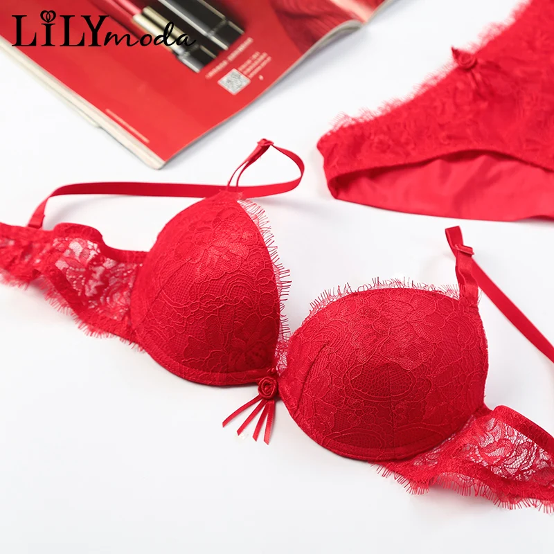 

Women Luxury Lingerie Eyelashes Lace Bra and Panties Set Seamless Underwear Push Up Cup Convertible Straps Black Red Brassiere