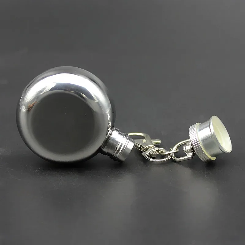 Creative mini 1 oz sealed cans 304 stainless steel hip flask bottle thick waterproof storage bottle key ring pendant container