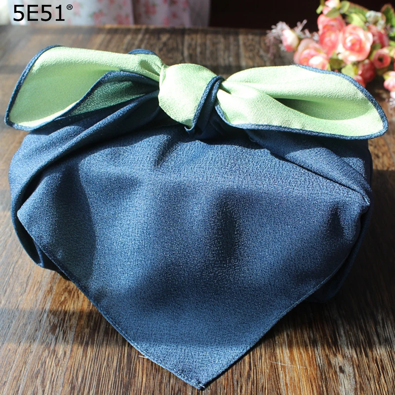 

Japanese style Wrap the cloth furoshiki /double-faced printed 70cm/Many Uses
