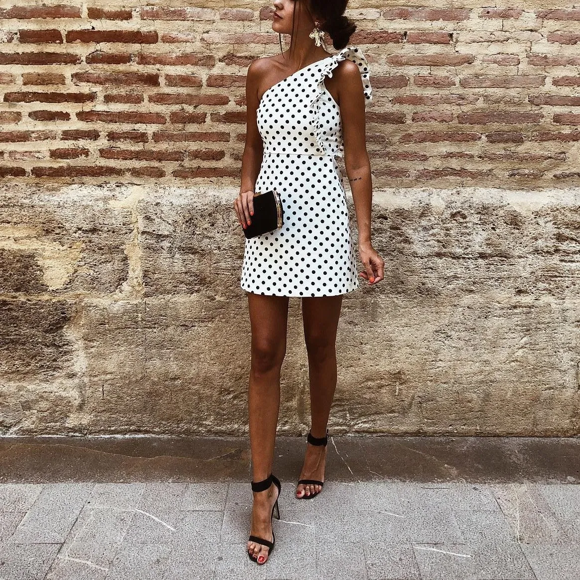 

2019 summer one shoulder mini dress women polka dot print party club sexy dress ruffle bodycon white dress vestidos