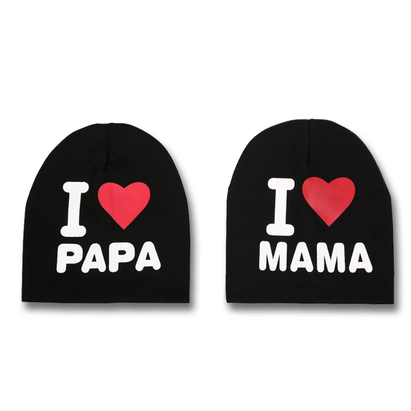 Mezyticky 2 шт./упак. для маленьких мальчиков и девочек с надписью «I love papa» или «I love mama» шляпы для детей, утепленная хлопковая одежда для младенцев из хлопка с принтом для малышей новорожденных детей Шапки