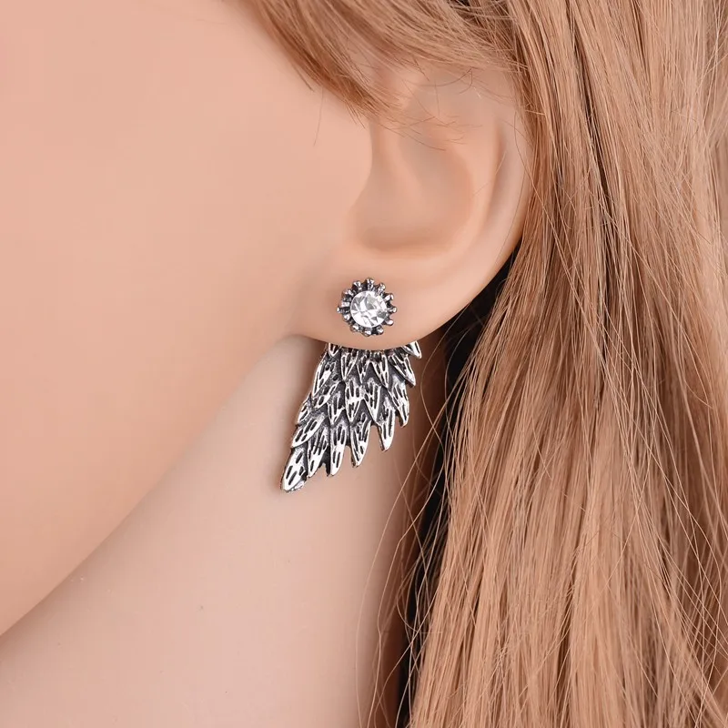 

Simple Design Punk Crystal Wings Stud Earrings for Women Hiphop 3 Colors Earrings for Woman Fashion Harajuku Jewelry Gifts