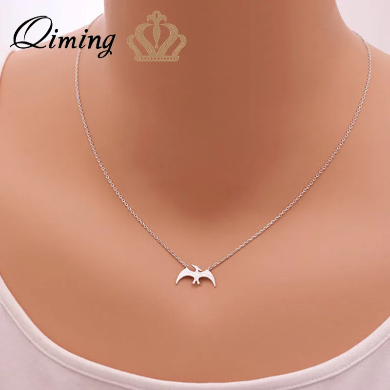 

Fly Dinosaur Dragon Necklace Male Men Silver Vintage Jewelry Cool Animal Vintage Pendant Necklace For Women Bijoux Femme