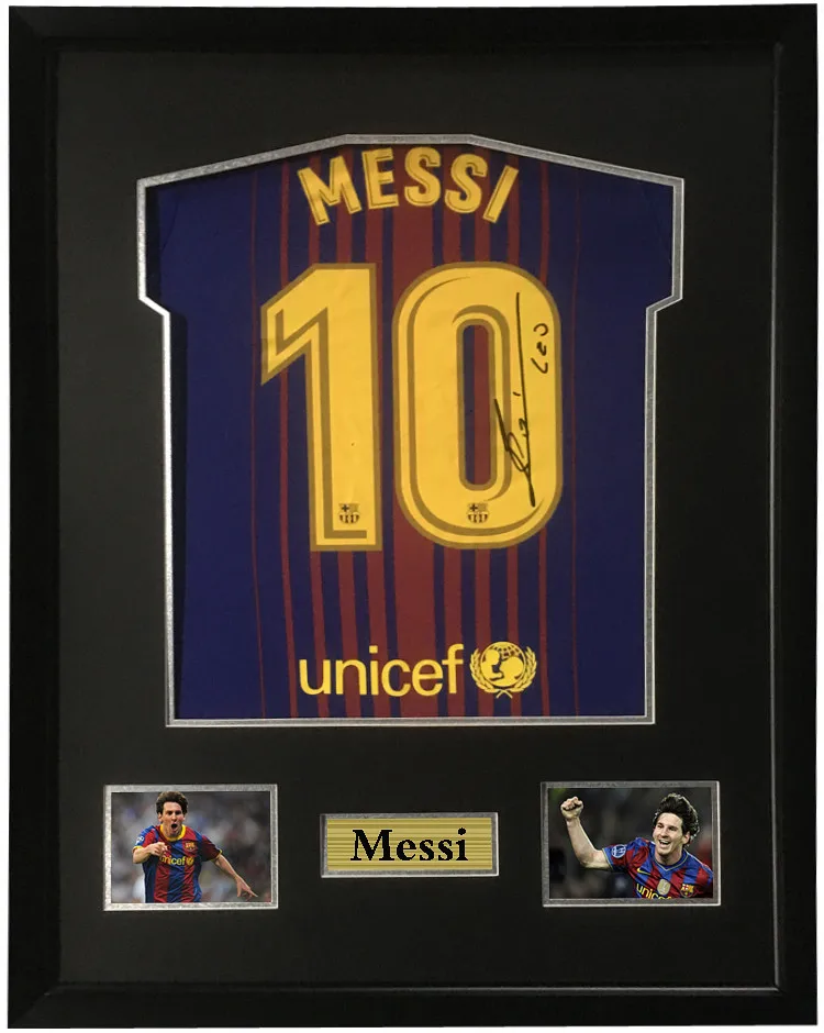 

Messi Autographed soccer clothes Jersey containing certificate mounting frame 17-18 season Barcelona Barcelona