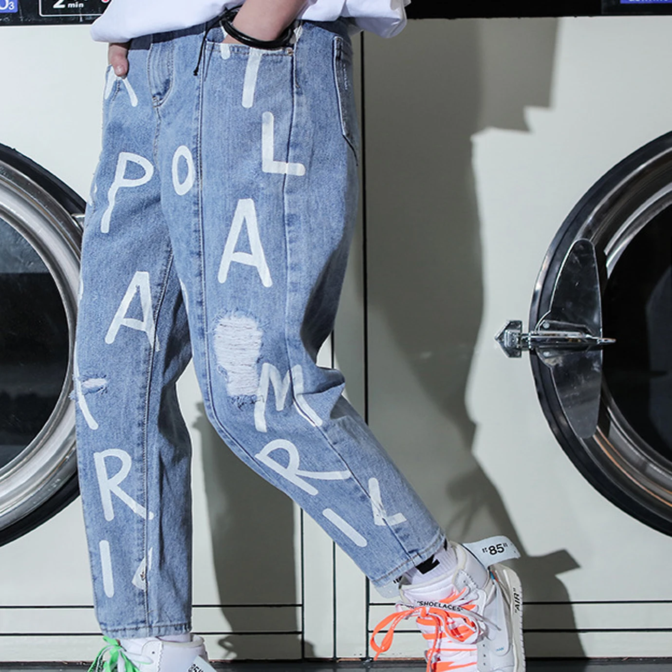 

Korean Women/Men Streetwear Vintage English Letter Print Loose Harem Ripped Denim Pant Plus Size High Waist Slim Jeans Hiphop