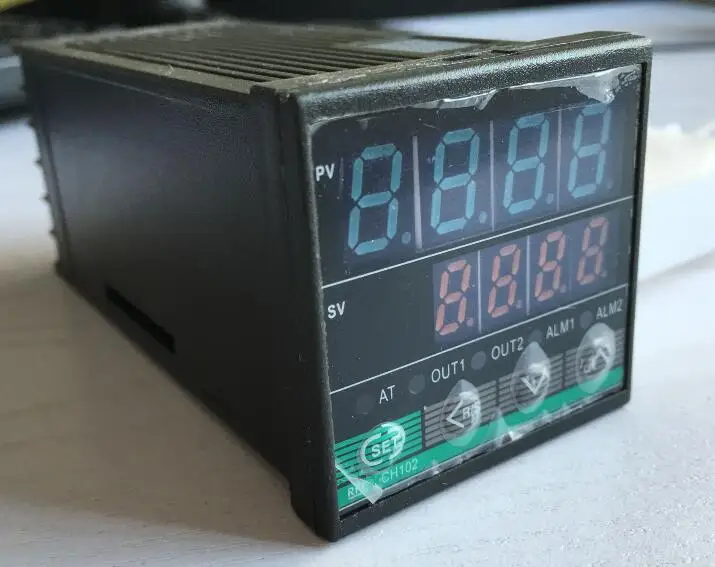 

PID Temperature controller CH102 FK02-M*AN-NN Relay output 100-240VAC 0-400C
