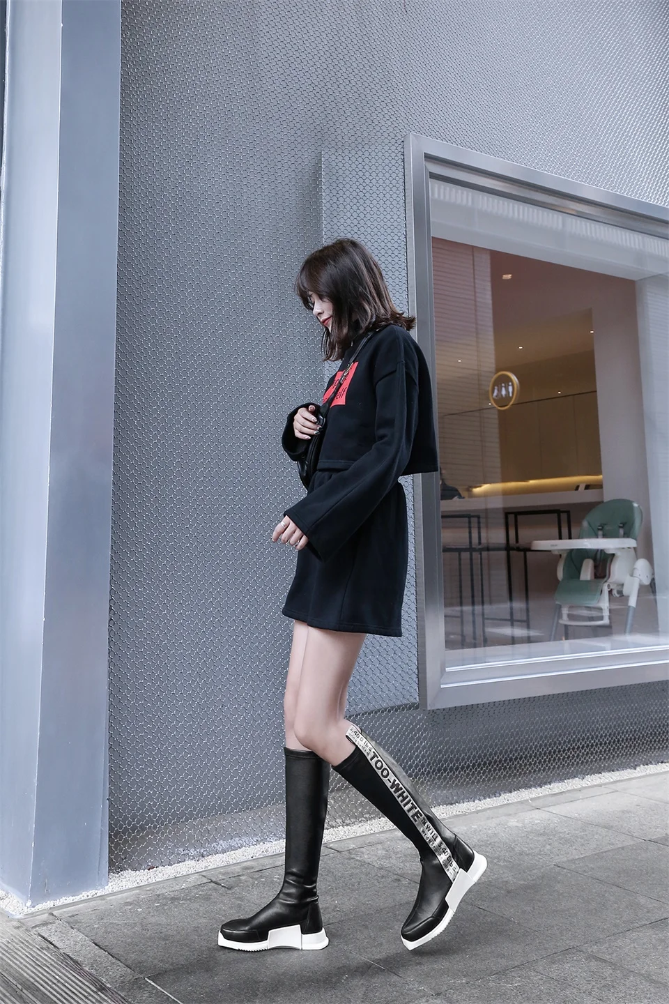 18 新ファッション女性の弾性ブーツ高品質材料ストリート靴フラットカジュアル快適な黒人女性のブーツ ニーハイブーツ Aliexpress 18 新ファッション女性の弾性ブーツ高品質材料ストリート靴フラットカジュアル快適な黒人女性のブーツ ニーハイブーツ Aliexpress