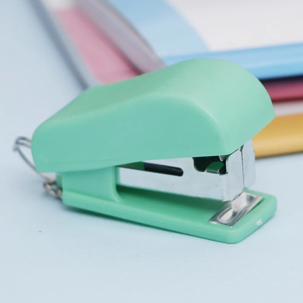 2PCS Super Kawaii Mini Small Stapler Useful Mini Stapler Staples Set Office Binding Stationery