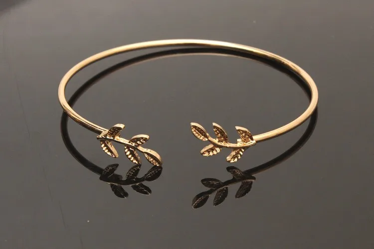 Birthday Gift Hot Summer Popular Accessories Metal Cuff Bracelets Vintage Sweet Leaf Open Adjustable Fashion Bracelet Pulseiras