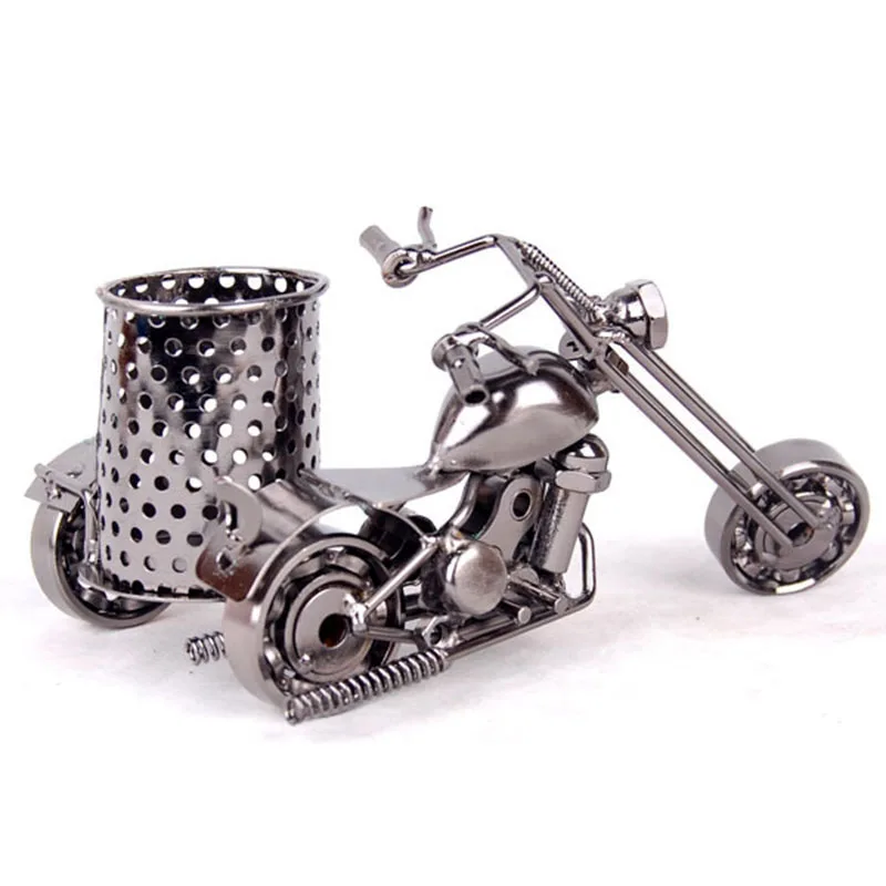 16 * 10 * 11cm Creative Iron Motorcycle Model Stationery Pen Container