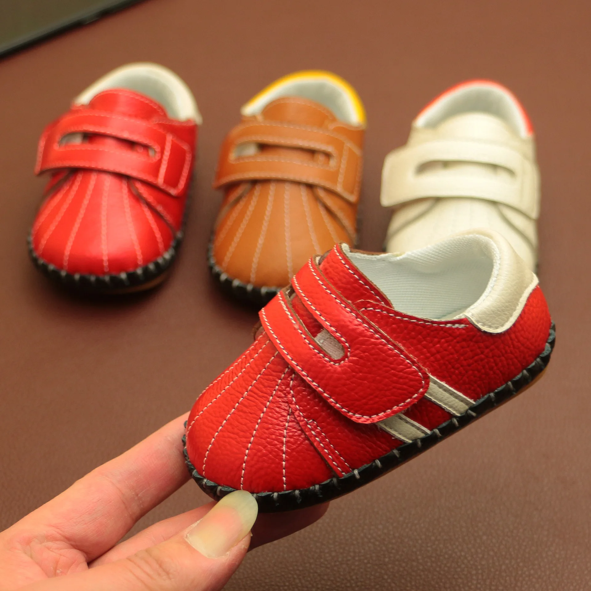 Baby Genuine Leather First Walkers Baby Toddler Shoes Soft Bottom Baby Shoes Toddler Baby Don't Drop Shoes