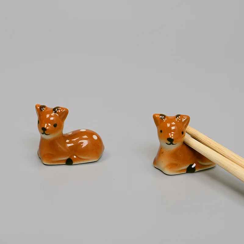 

1PCS Ceramic Chopsticks for Daily Use Chopstick Rack Home Dining Room Chopstick Holder