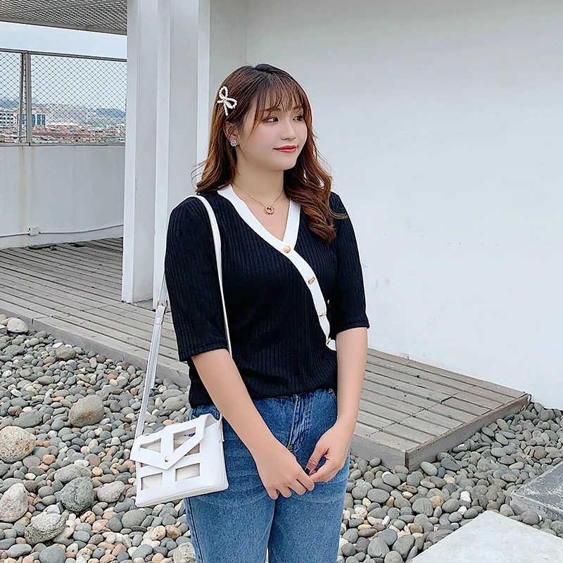 

New fashion plus-size women's Korean top v-neck T-shirt 2106