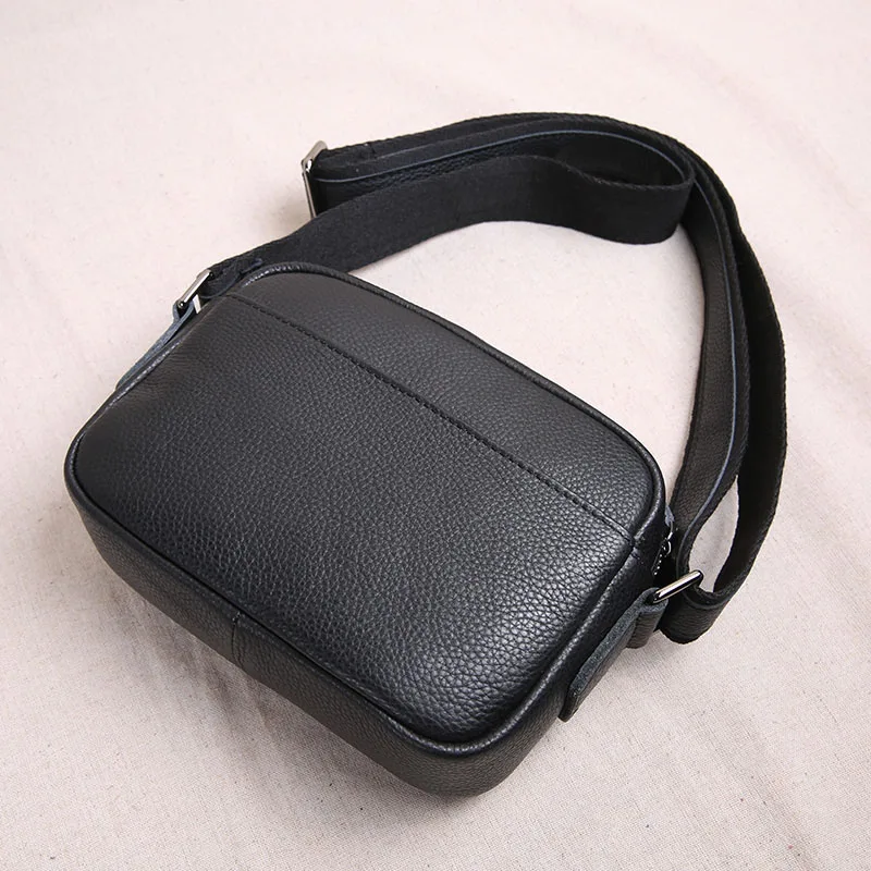 AETOO Original mini leather men's bag top layer leather men's small bag casual youth shoulder bag Messenger bag tide