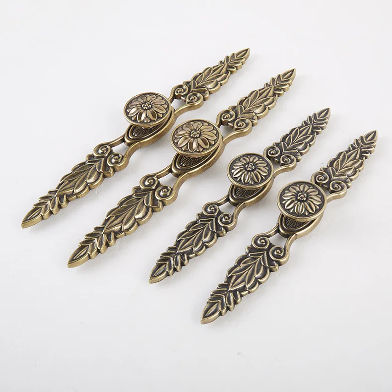 

New cabinet of 2017 new cabinet pulls hand of archaic Europe ark of a cabinet pull hand zinc alloy single hole qing ancient bron