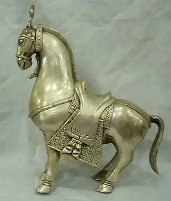 

China tibet silver featurely horse statue