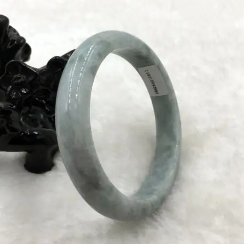 

2592 Certified Grade "A" Natural Green Jadeite Jade Gems Bangle Bracelet