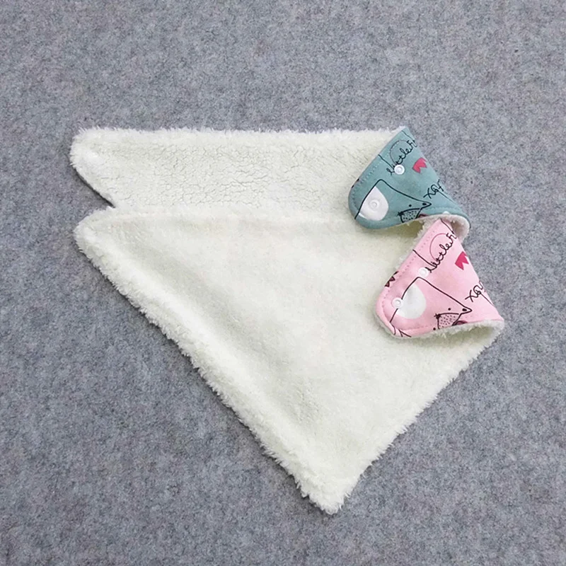 Winter Children's Triangle Bib Warm Cartoon Baby Feeding Scarf Bibs Infant Burp Cloth Bandana Bib Baberos Bebe Baby Boys Stuff X