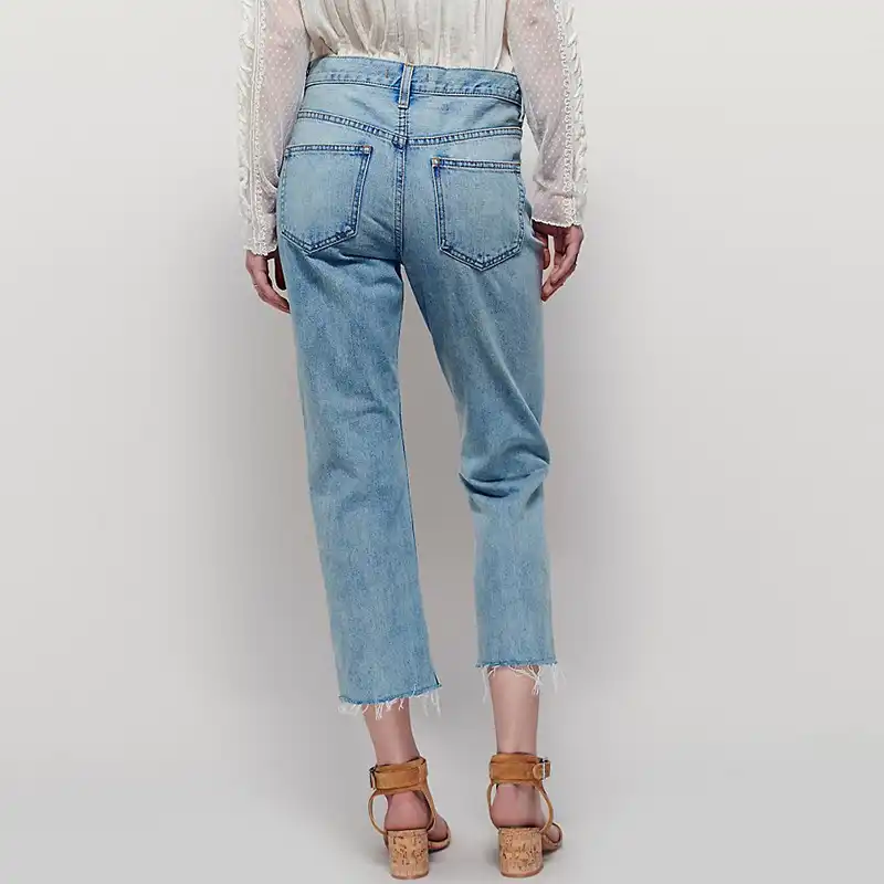 high waisted three quarter length trousers