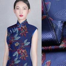 118 см в ширину 19 мм 93% шелк и 7% Спандекс Цветочный темно-синий стрейч шелк атлас Ткань для летнего платья рубашка одежда Cheongsam D868