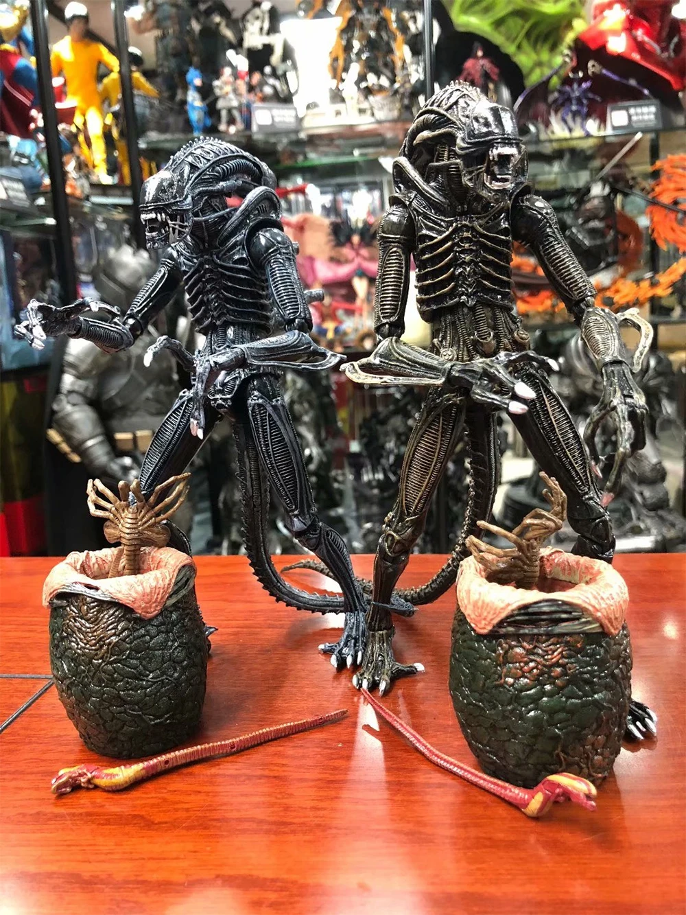 4pcsset Aliens Xenomorph 1986 Alien Eggs Facehuggers Chestburster PVC Action Figure Collectible Model Toy  (7)