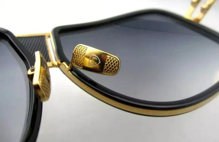 2019 Fashion Sunglasses Men Polarized Sunglasses Men Driving Mirrors Coating Points Black Frame Eyewear Male Sun Glasses UV400