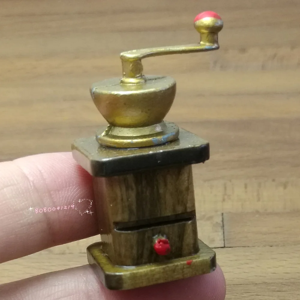 Dollhouse Miniature 1:12 Toy Kitchen A Wooden Coffee Grinder Height 1/"2//5 SPO715