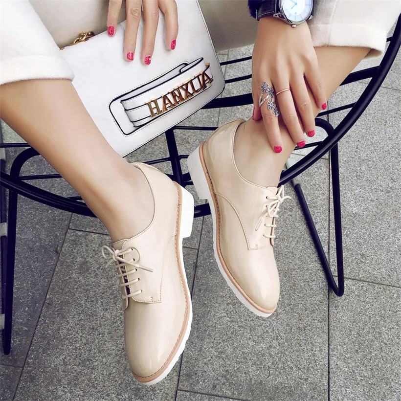 

2019 Spring Autumn British Women Derbies Red Patent Leather Round Toe Lady Flats Lace-up Casual Office Dress Brogues Retro Shoes