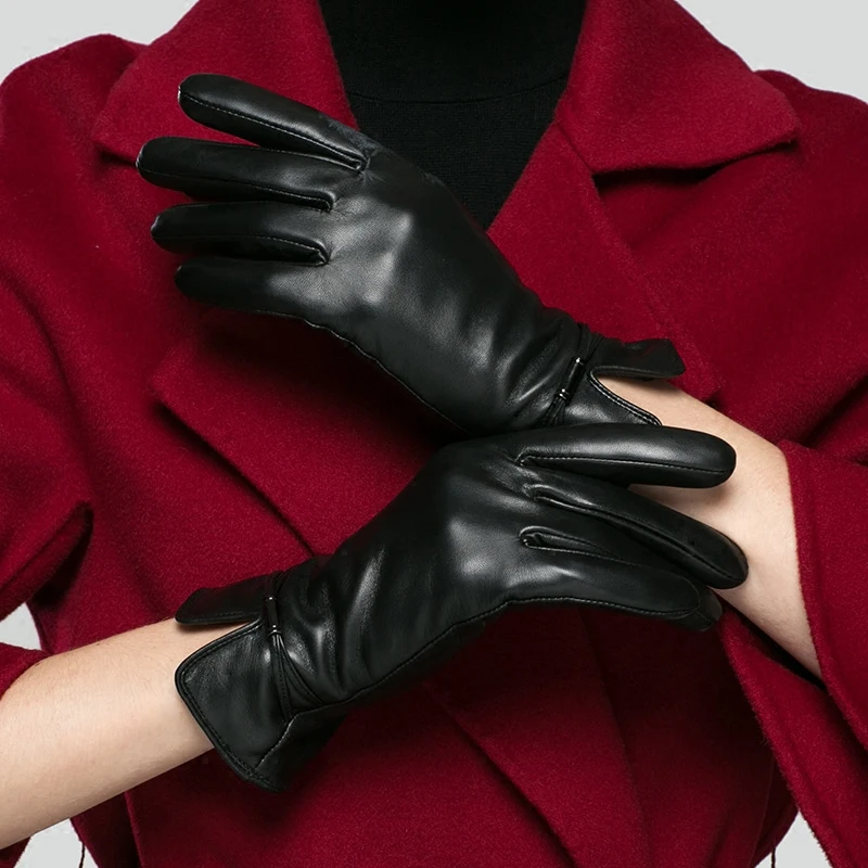 KLSS Brand Touch Screen Genuine Leather Women Gloves 2017 Winter High Quality Goatskin Gloves Elegant Lady Sheepskin Glove 83