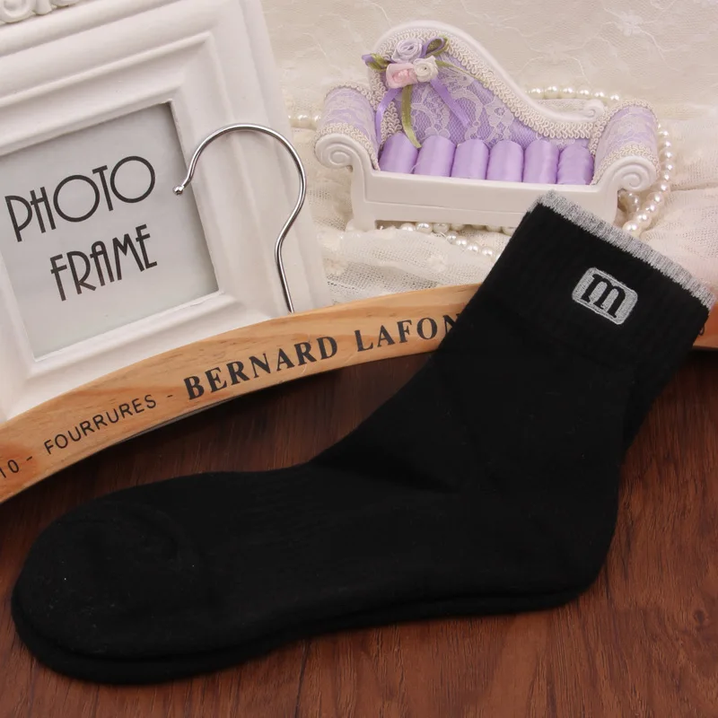 2293934554_2105399805