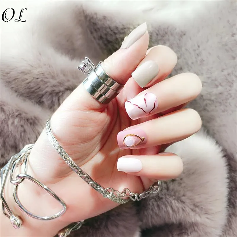

24pcs High Quality False Nail Marble Stripe Full Cover Fake Nails Nashion Gray And Pink Style Fake Nail Tips With Small Diamond^