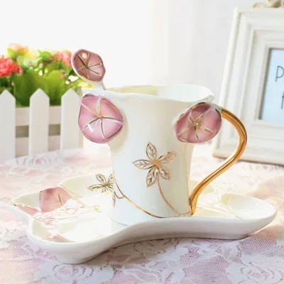 Новинка, креативные керамические кофейные чашки с блюдцем, чайная чашка с молоком, набор с ложкой, розовая Drinkware-Z0044 - Цвет: C