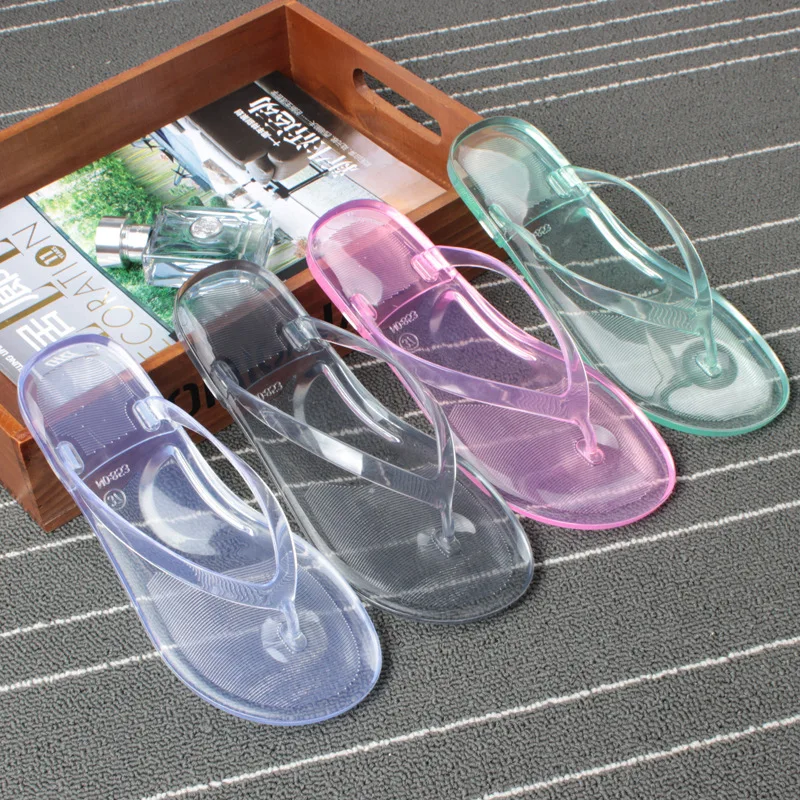 

2019In Summer, Wear Clear Crystal Flip-flops