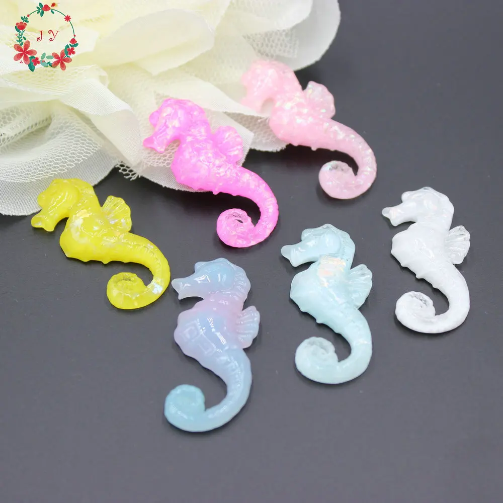 

Set of 100pcs Chic Resin Glitter Seahorse Artificial Flatback Cabochon Rainbow Cabochons for Sea Theme home decor Earring