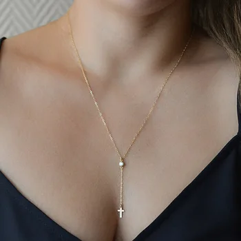 

The new fashion accessories are studded with artificial stone cross pendant and elegant lady necklace