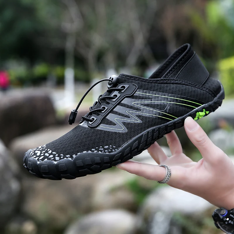 

Newest Men Mountain Climbing Shoes Beach Camping Aqua shoes for Male Anti-slip Breathable Travel Upstream Water shoes Big Size