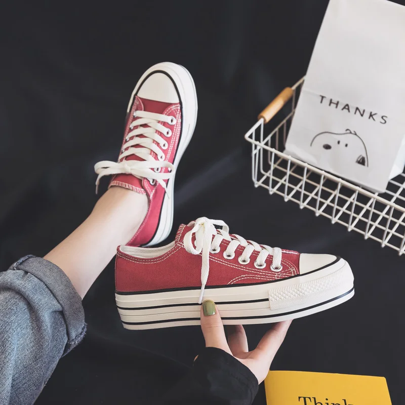 Cena Damskie buty na platformie 2019 letnie nowe modne damskie buty na co dzień jednolite płótno wysokie cukierki kolor kobiety obuwie Sneakers