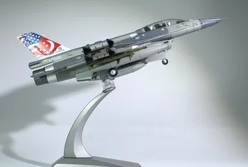 

WLTK 1/72 Scale Military Model Toys RSAF F-16D Fighting Falcon Fighter Diecast Metal Plane Model Toy For Collection,Gift