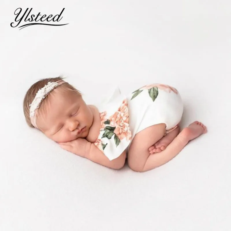 Baby Girls Lace Romper Newborn Photography Props Infant Photo Costume Deep V Back Lace Jumpsuit Headband Set Photo Shooting Prop vintage Baby Bodysuits