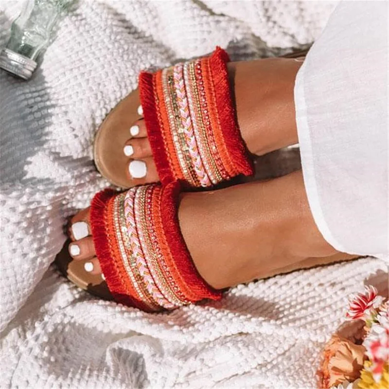 Женские босоножки; коллекция года; женская обувь размера плюс; новые летние сандалии в римском стиле ретро; повседневная обувь на плоской подошве; женские шлепанцы без застежки; sandales femme - Цвет: RED
